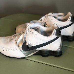 Nike Shox Classic II.    White/silver.  Size 8.5.